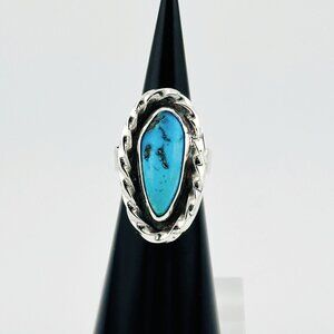 Vintage Turquoise and Sterling Silver Oval Ring – Size 5 – Ring / Pinky Ring
